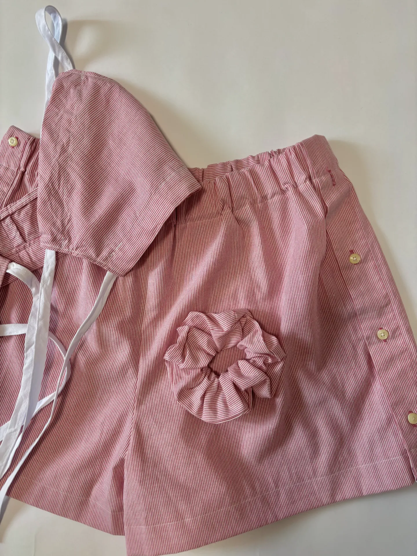 Domenica shorts