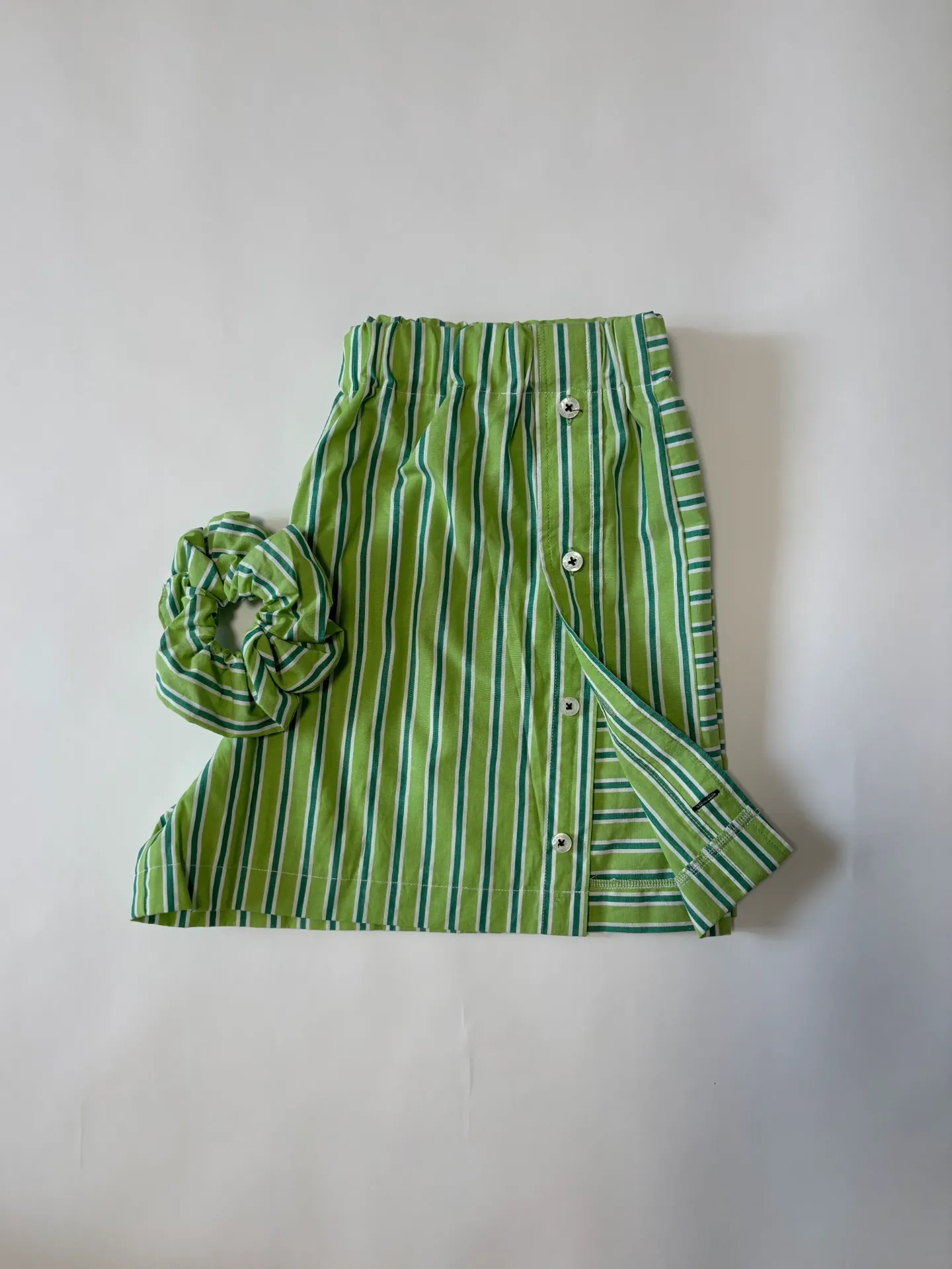 Domenica Shorts